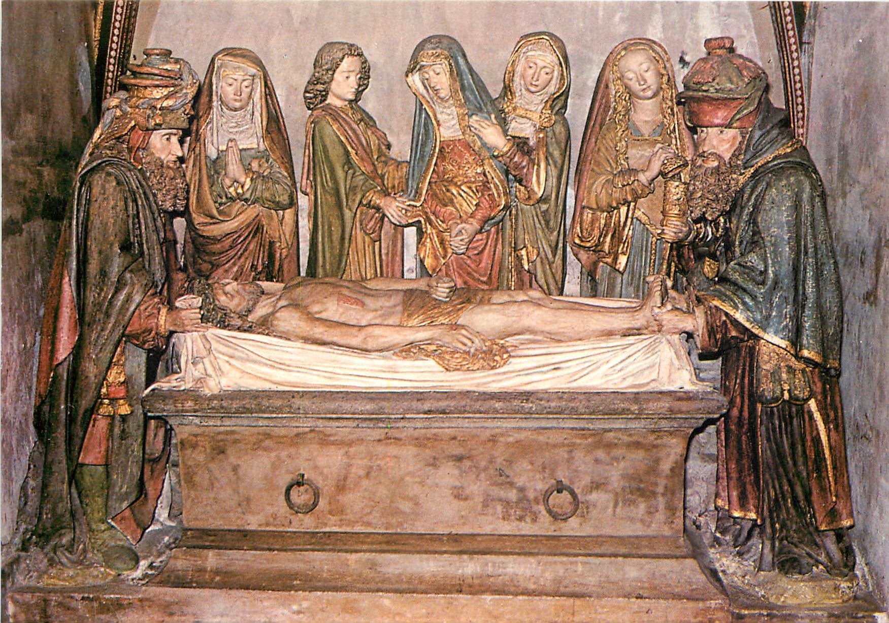 CPSM Salers Cite Mediavale d'Auvergne la mise au tombeau (1495)