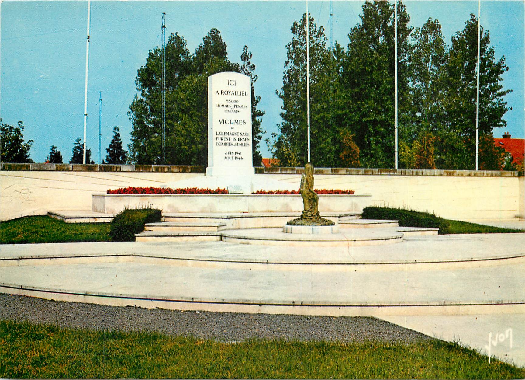 CPSM Compiegne Royallieu (Oise) Monument des Deportes