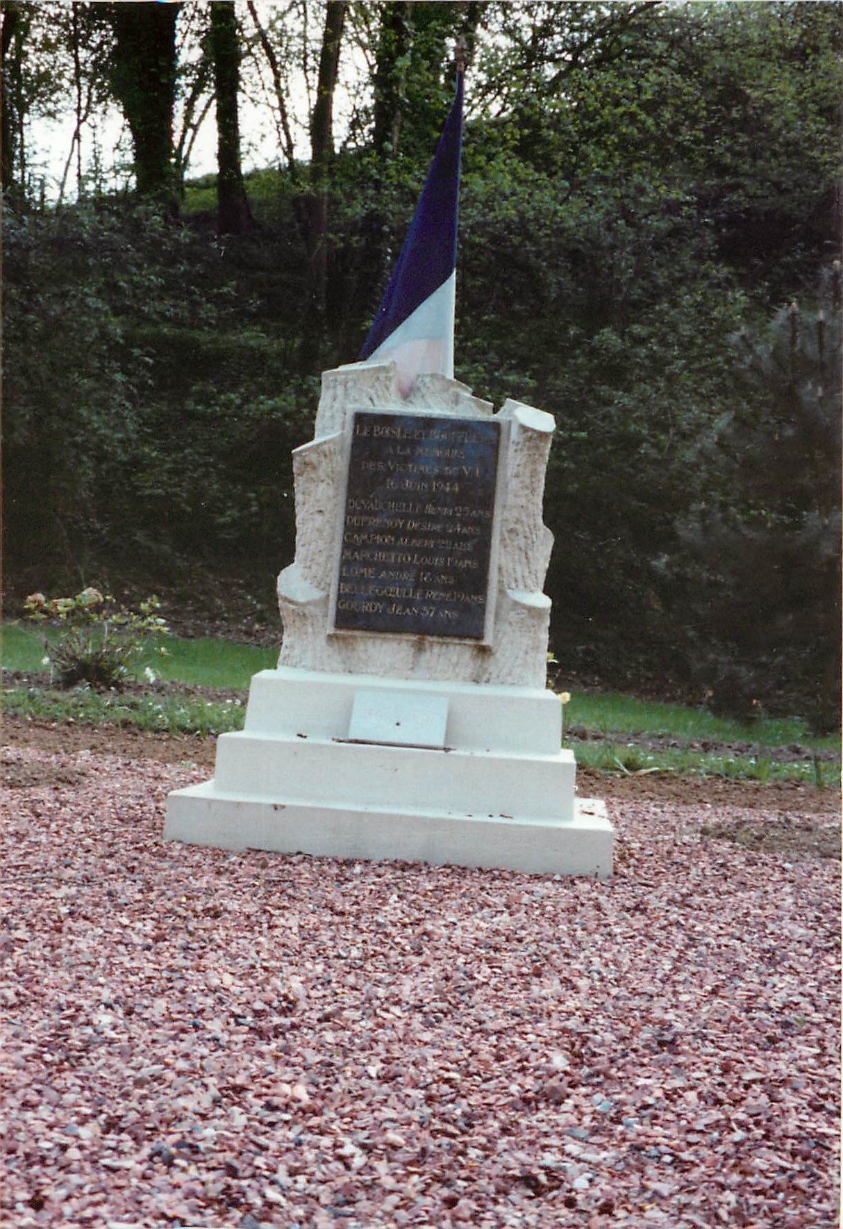 CPSM Monument route Boufflers ale Boisle