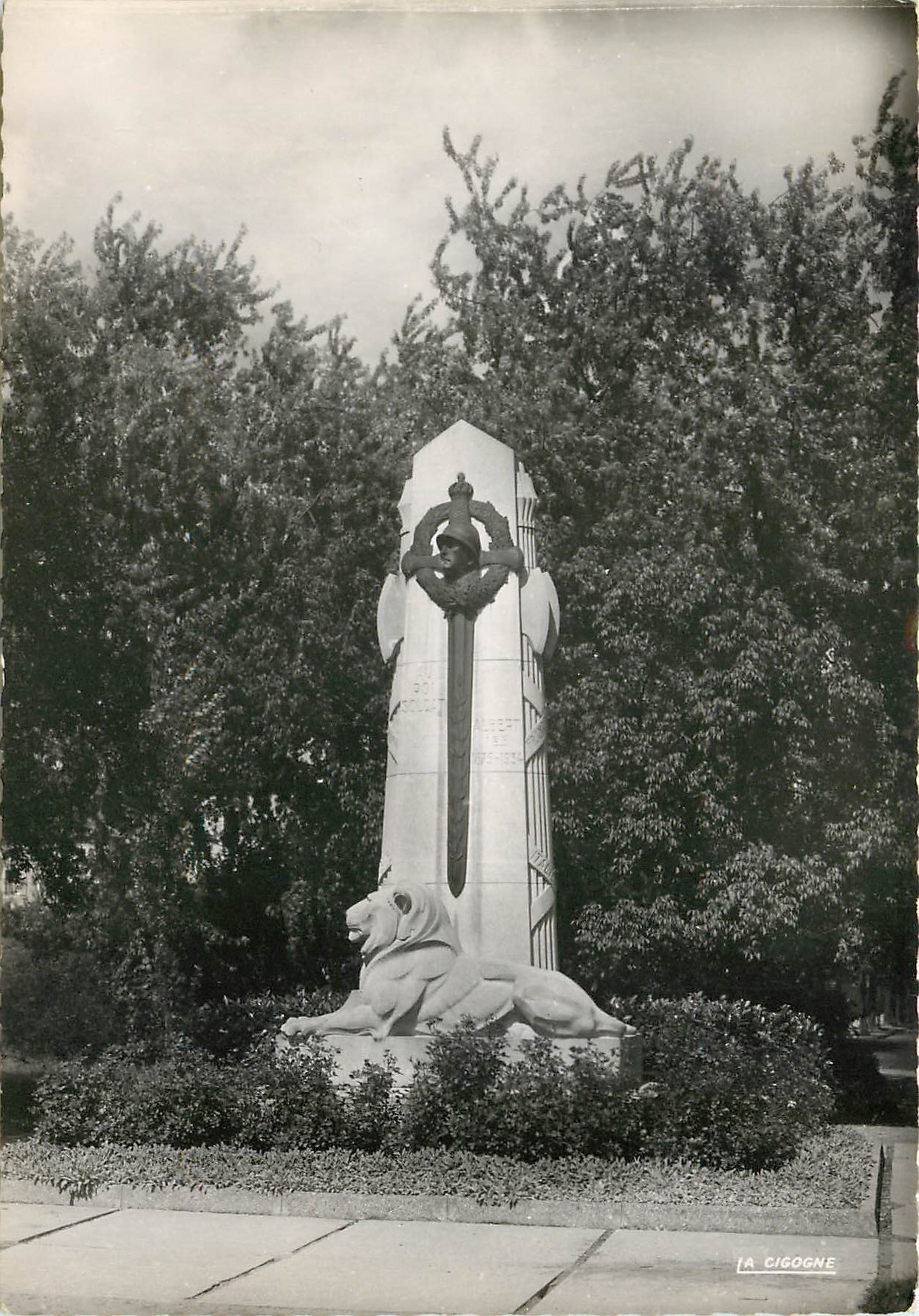 CPSM Nancy (Meurthe et Moselle) Monument Albert Ier