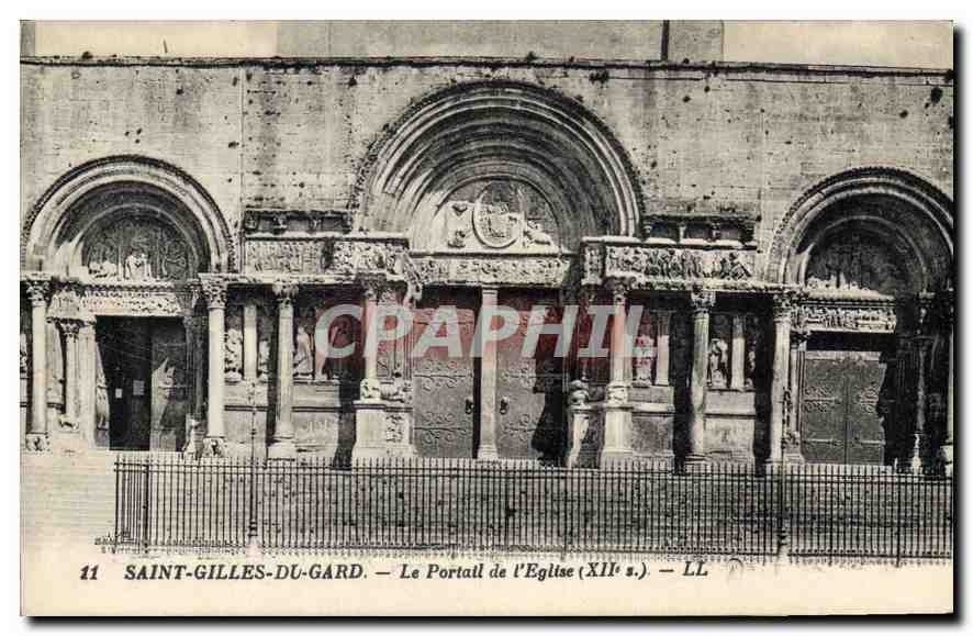 CPA Saint Gilles du Gard Le Portail de l'Eglise