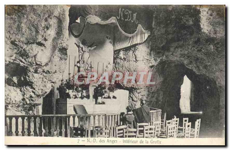 CPA N D des Anges Interieur de la Grotte