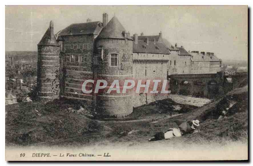 CPA Dieppe le Vieux chateau 