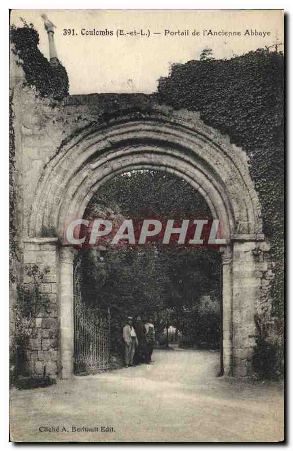 CPA Coulombs E et L portail de l'Ancienne Abbaye