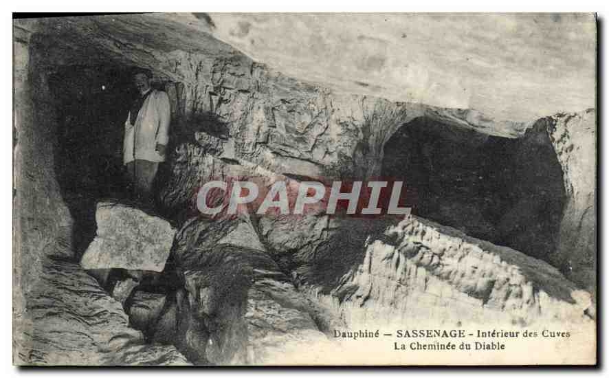 CPA Dauphine Sassenage interieur des Cuves la Cheminee du Diable