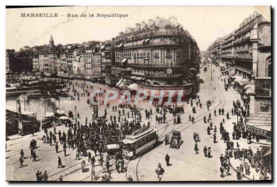 CPA Marseille Rue de la Republique Tramway
