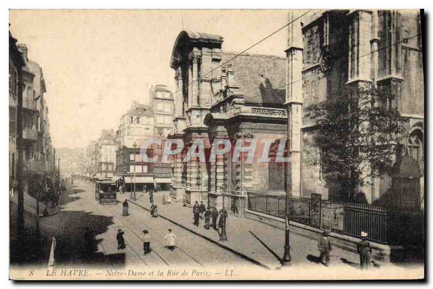 CPA Le Havre Notre Dame et la Rue de Paris