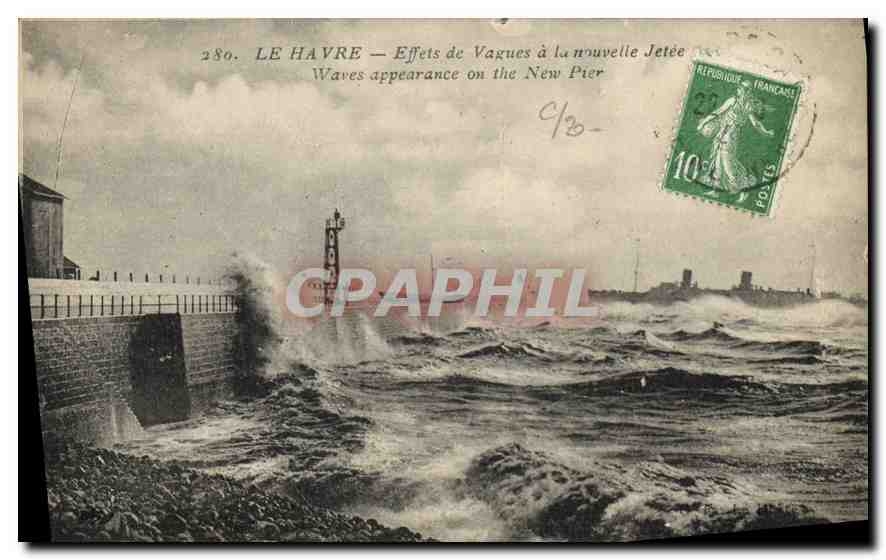 CPA Le Havre Effets de Vagues a la Nouvelle Jetee 