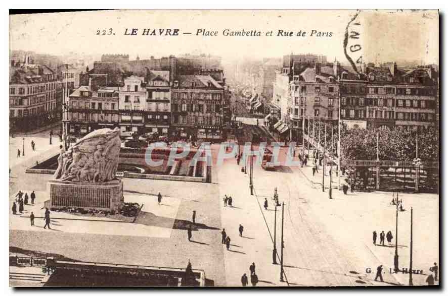 CPA Le Havre Place Gambetta et rue de Paris