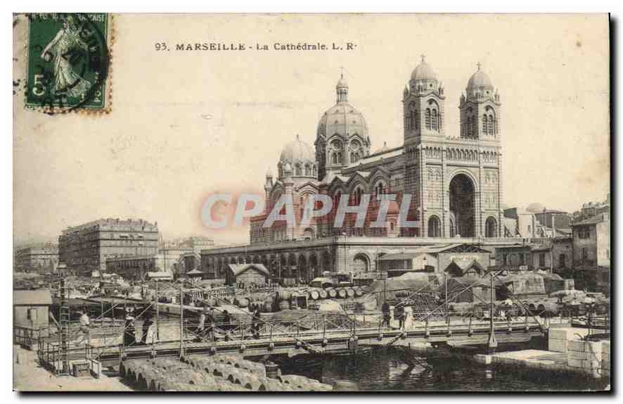 CPA Marseille La Cathedrale 