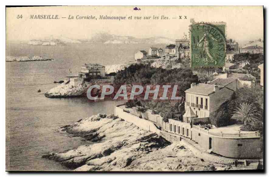 CPA Marseille La Corniche Malmousque et vue sur les Iles 