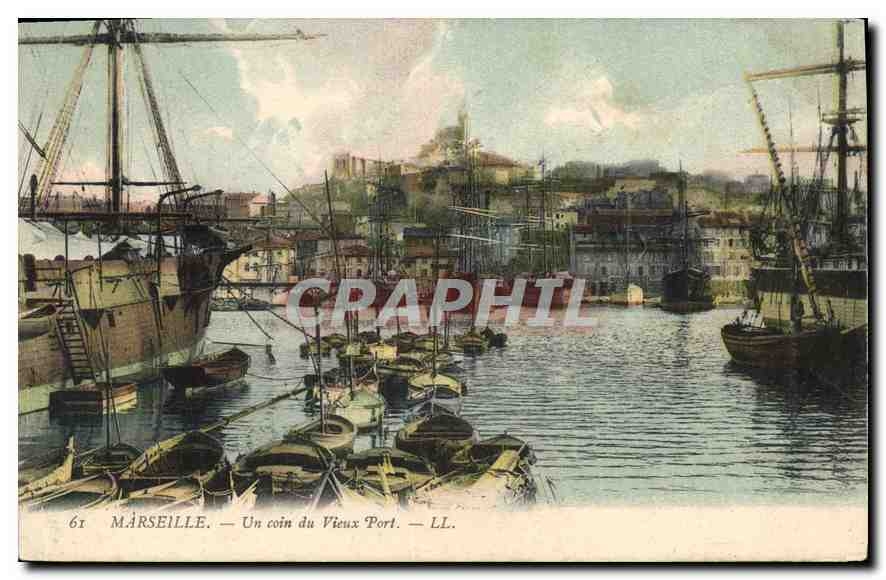 CPA Marseille Un coin du Vieux Port Bateaux