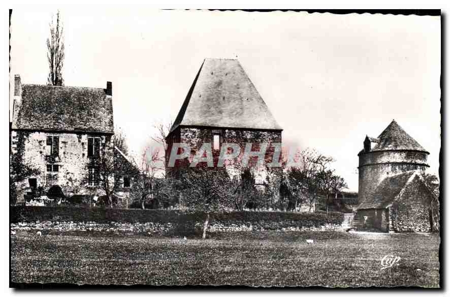 CPA Les Alpes Mancelles Saint Leonard des Bois Ferme de Linthe ancien manoir du XVI siecle