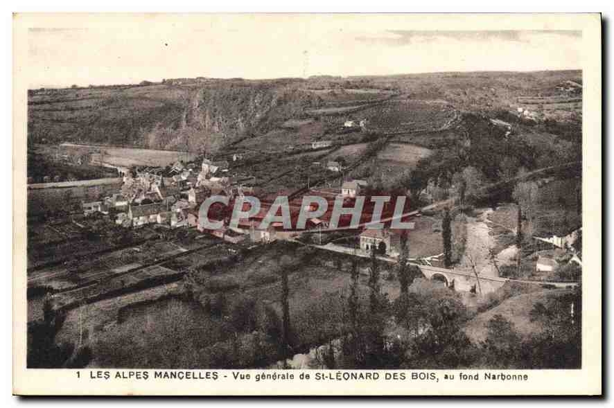 CPA Les Alpes Mancelles Vue generale de St Leonard des Bois au fond Narbonne