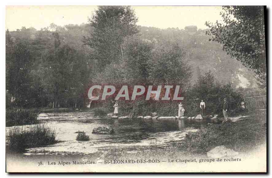 CPA Les Alpes Mancelles St Leonard des Bois Le Chapelet groupe de rochers