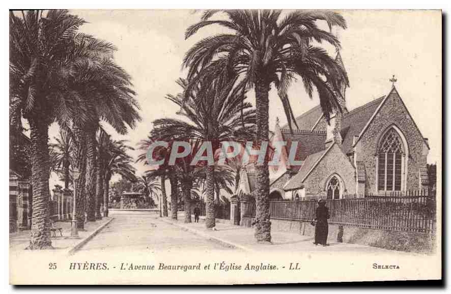 CPA Hyeres L'Avenue Beauregard et l'Eglise Anglaise