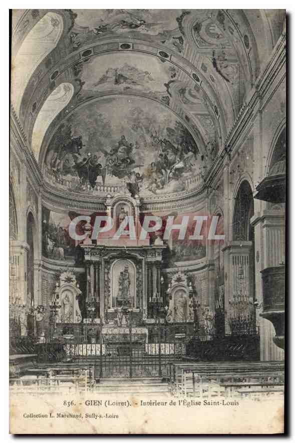 CPA Gien Loiret Interieur de l'Eglise Saint Louis 