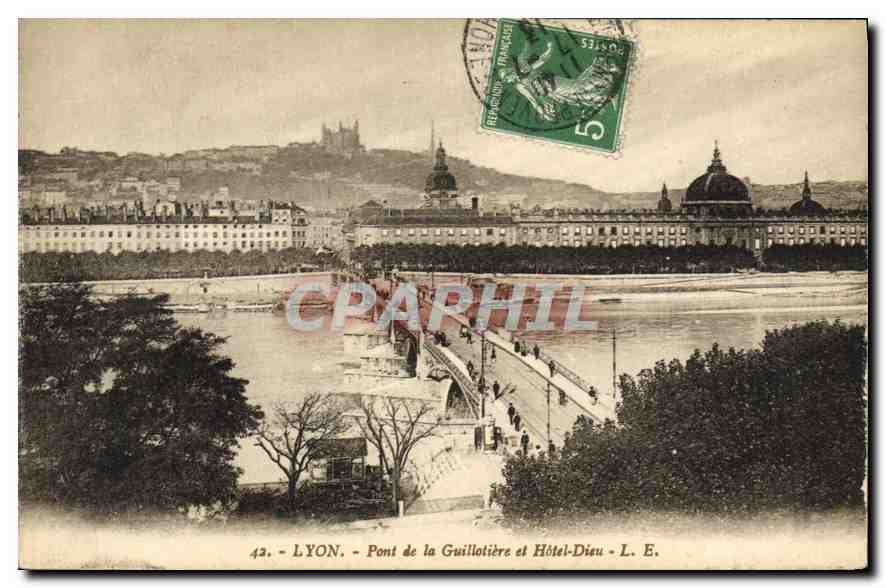 CPA Lyon Pont de la Guillotiere et Hotel Dieu 