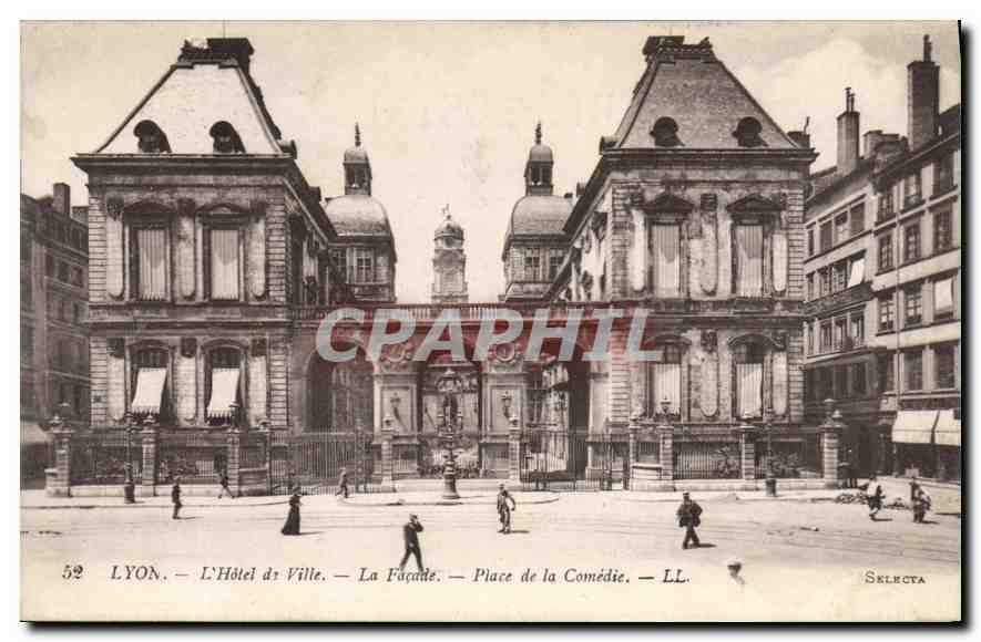 CPA Lyon L'Hotel de Ville La Facade Place de la Comedie