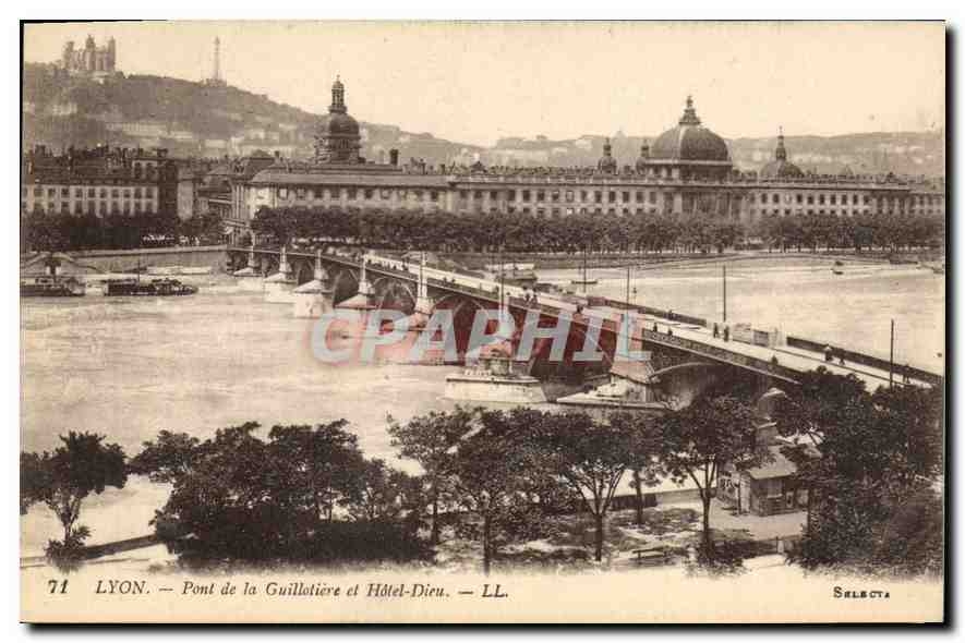 CPA Lyon Pont de la Guillotiere et Hotel Dieu
