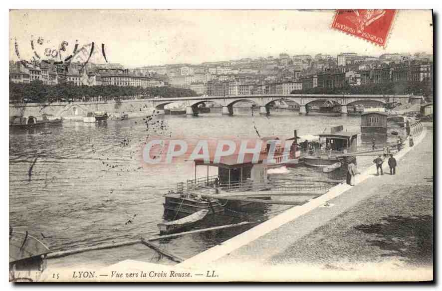 CPA Lyon Vue vers la Croix Rousse 