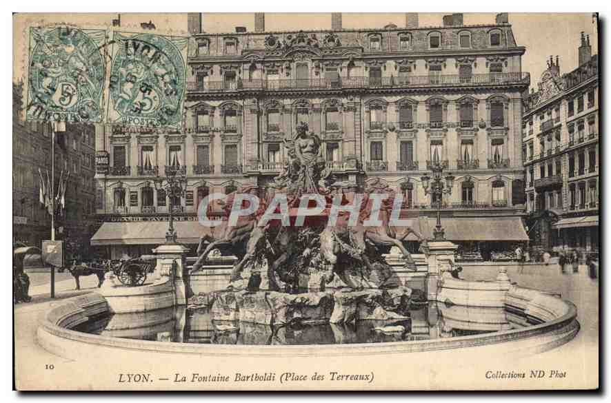 CPA Lyon La Fontaine Bartholdi Place des Terreaux