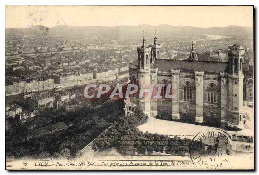CPA Lyon Panorama cote Sud Vue prise de l'Ascenseur de la Tour de Fourviere 