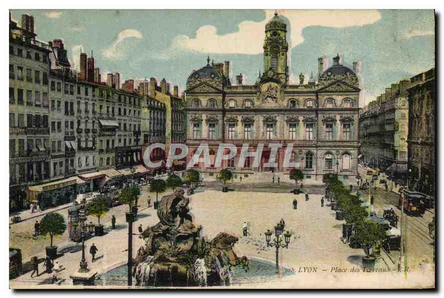 CPA Lyon Place des Terreaux 