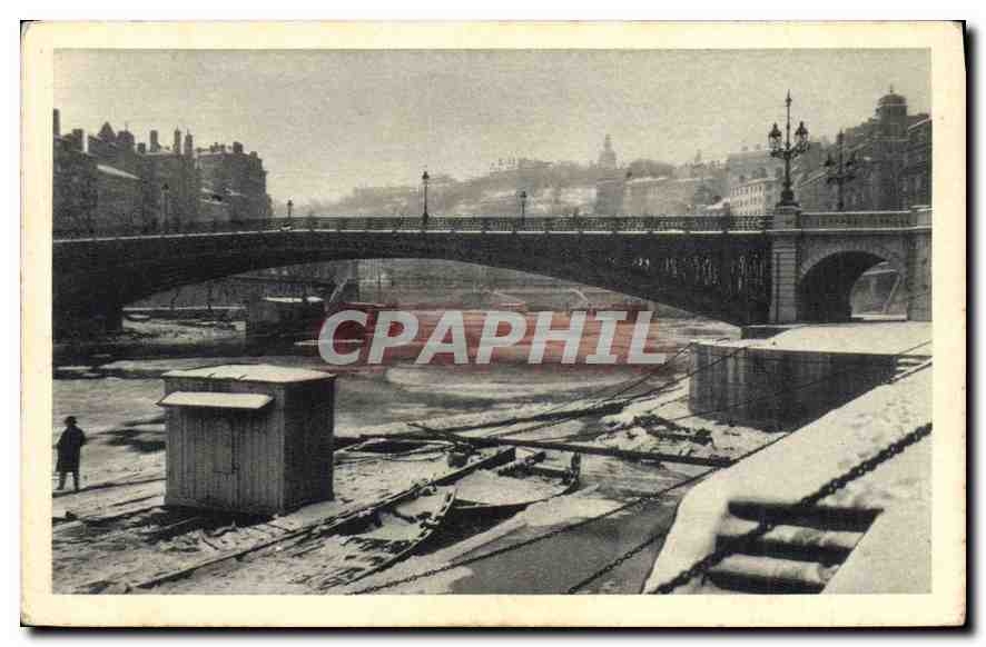 CPA Lyon Vues de Lyon L'Hiver Le Pont La Feuillee