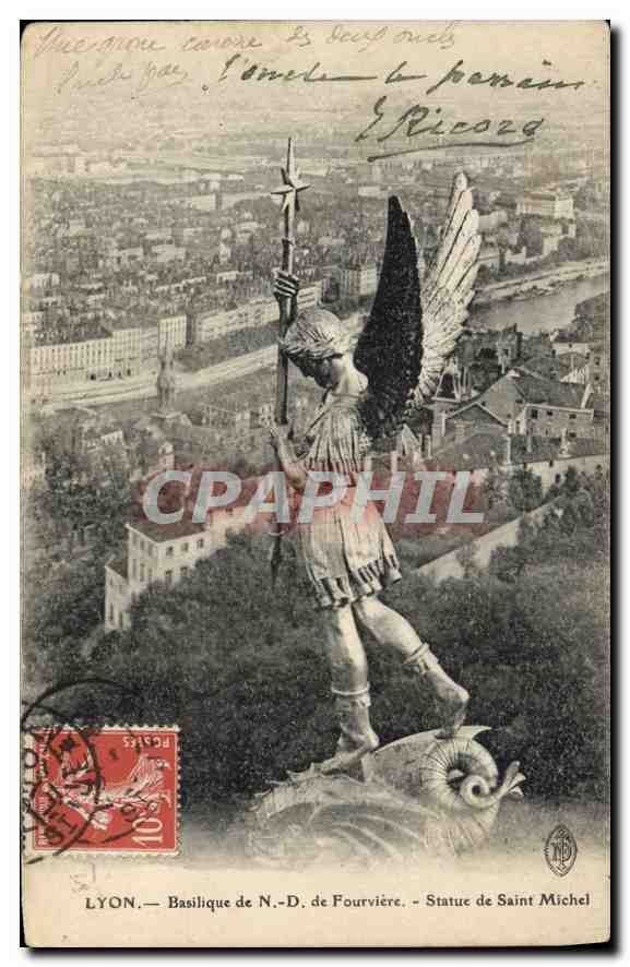 CPA Lyon Basilique de N D de Fourviere Statue de Saint Michel