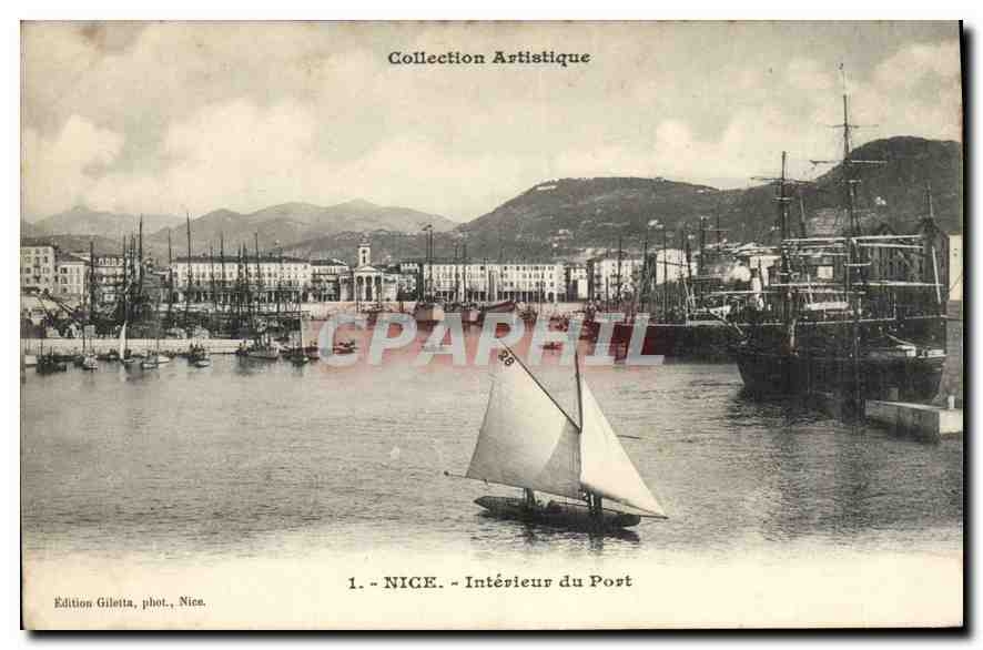 CPA Nice Interieur du Port Bateaux