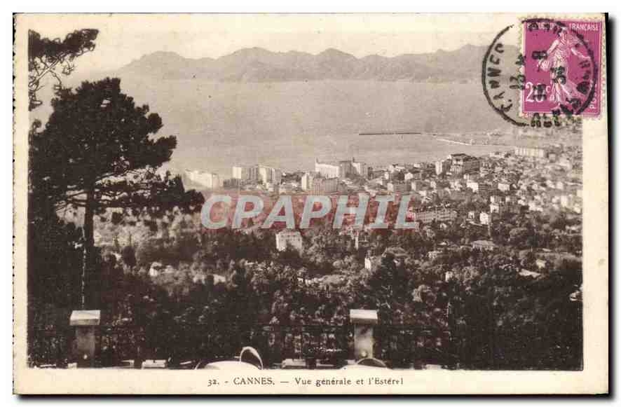 CPA Cannes Vue generale et l'Esterel