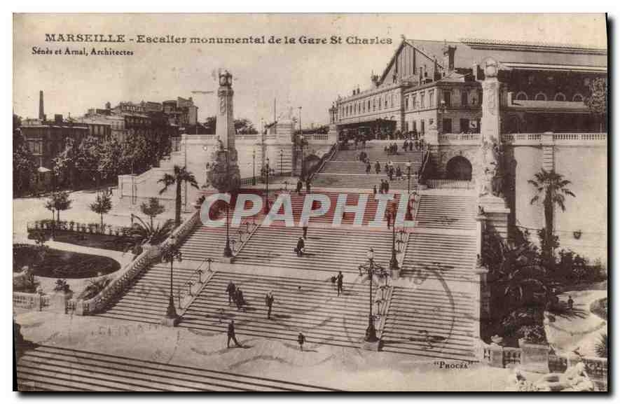 CPA Marseille Escalier monumental de la Gare St Charles