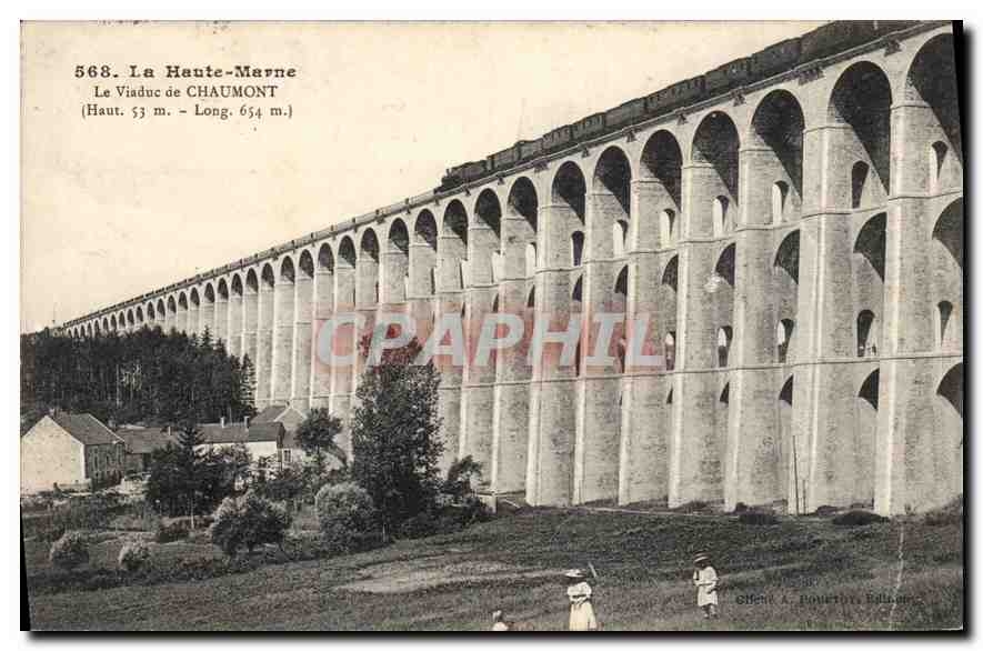 CPA La Haute Marne Le Viaduc de Chaumont (Haut 53 m Long 654 m) Train