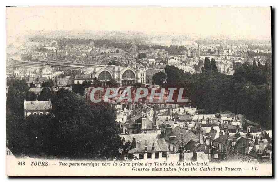 CPA Tours Vue panoramique vers la Gare prise des Tours de la Cathedrale