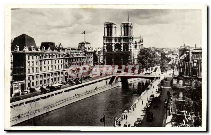 CPA Paris en flanant Notre Dame vue de la PLace St Michel