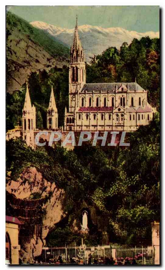 CPA Lourdes La Grotte et la Basilique