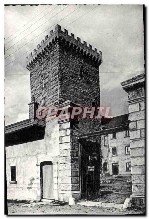CPA Embrun La Tour Brune Ancien donjon archiepiscopal (XII e s)