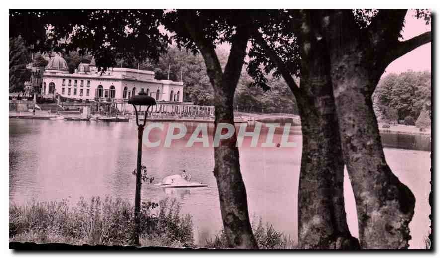 CPA Bagnoles de L'Orne Le Casino du Lac