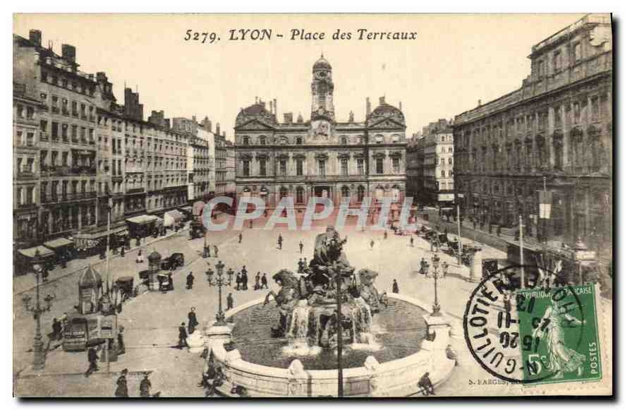 CPA Lyon Place des Terreaux