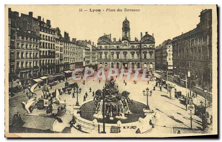 CPA Lyon Place des Terreaux