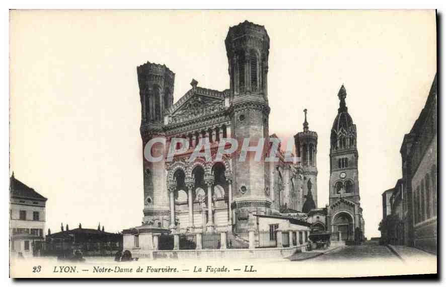CPA Lyon Notre Dame de Fourviere la Facade