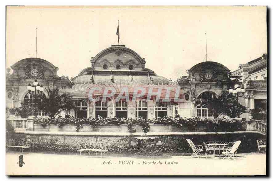 CPA Vichy Facade du Casino