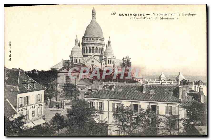 CPA Montmartre Perspective sur la Basilique et Saint Pierre de Montmartre