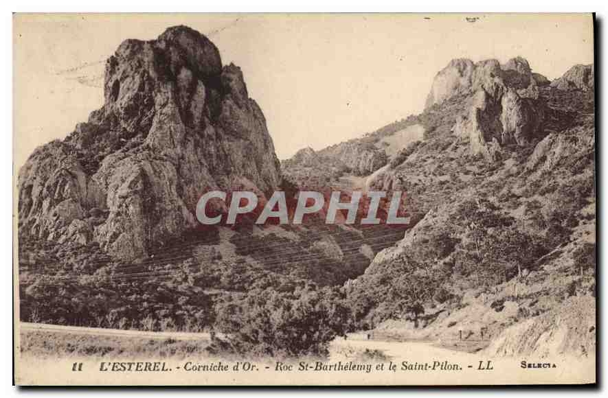 CPA L'Esterel Corniche d'Or Roc St Barthelemy et le Saint Pilon