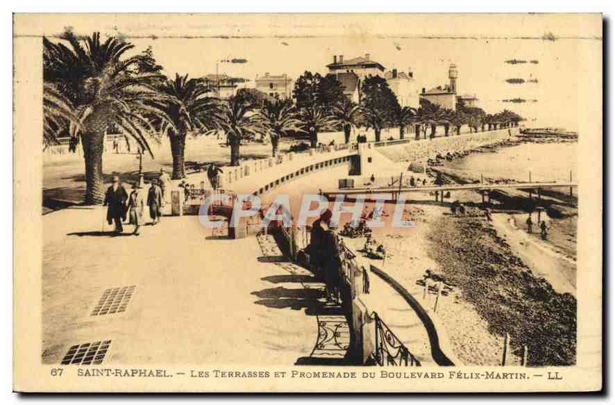 CPA Saint Raphael Les Terrasses et Promenade du Boulevard Felix Martin