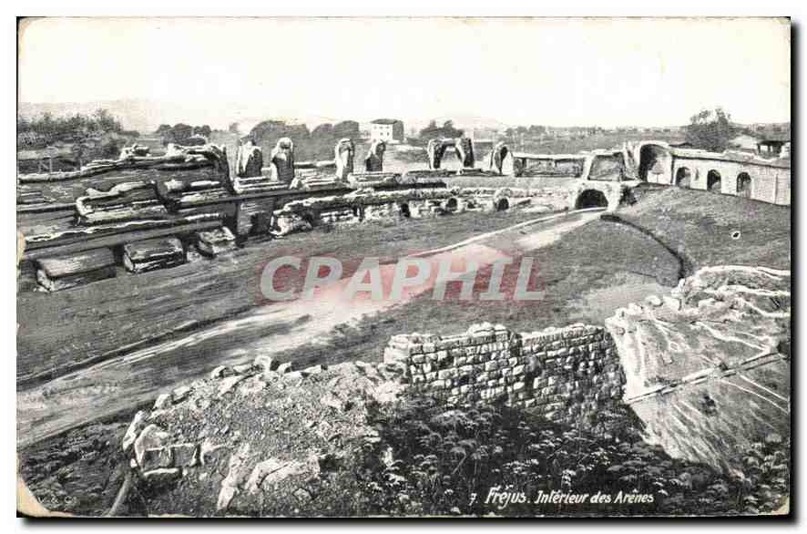 CPA Frejus Interieur des Arenes 