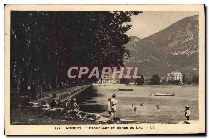 CPA Annecy Promenade et Bords du Lac 