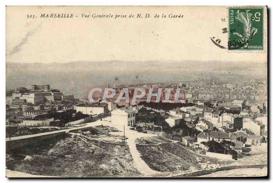CPA Marseille vue generale prise de N D de la Garde