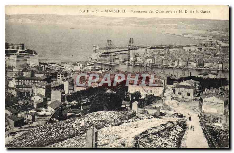 CPA Marseille Panorama des Quais pris de N D de la Garde
